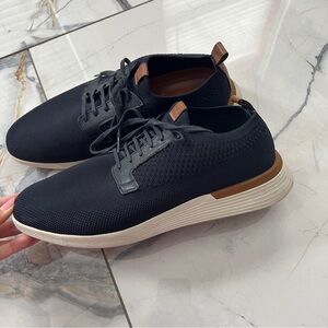 Wolf & Shepherd Navy Men's Swiftknit Derby Sneakers size 11